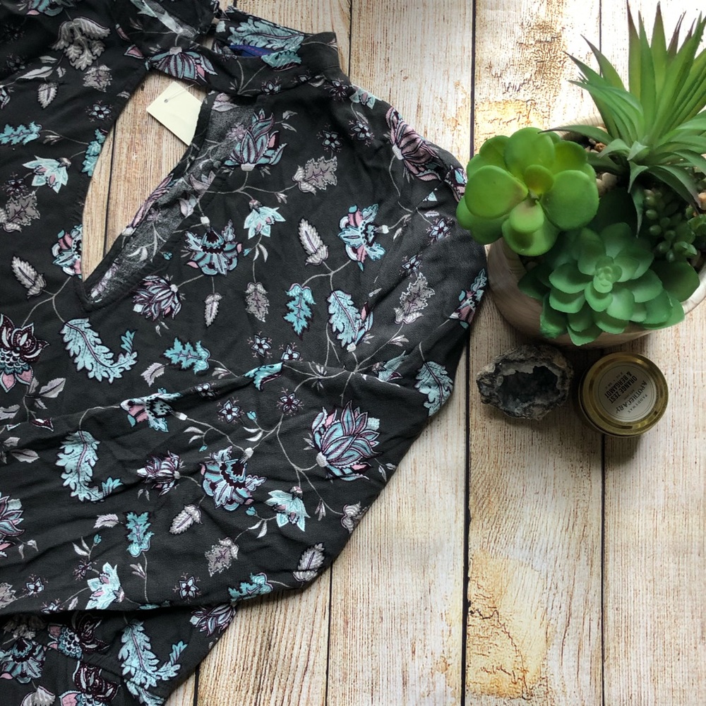 Aeropostale Floral High-Neck Romper, NWT